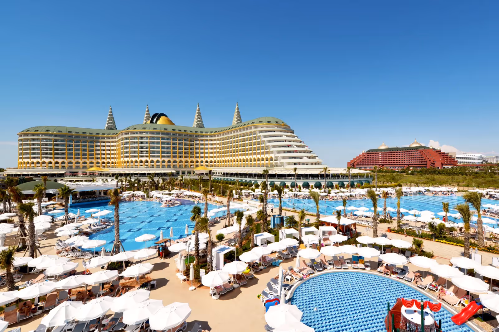 Delphin Imperial resort aan Lara Beach