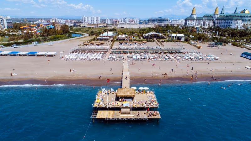 Strand bij Wyndham Garden Lara